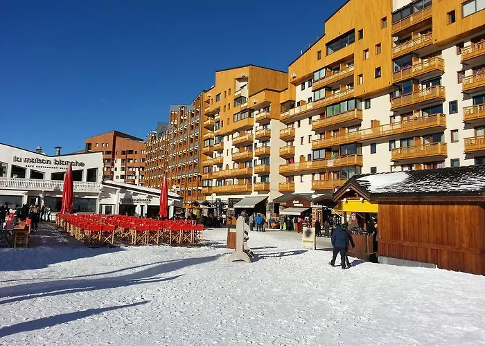 Apartament In Roc De Peclet By Piaunddirk