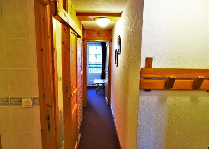 In Roc De Peclet By Piaunddirk * Val Thorens