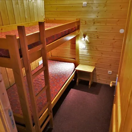 In Roc De Peclet By Piaunddirk