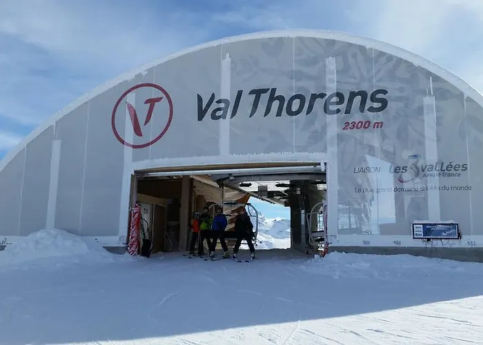 In Roc De Peclet By Piaunddirk Val Thorens