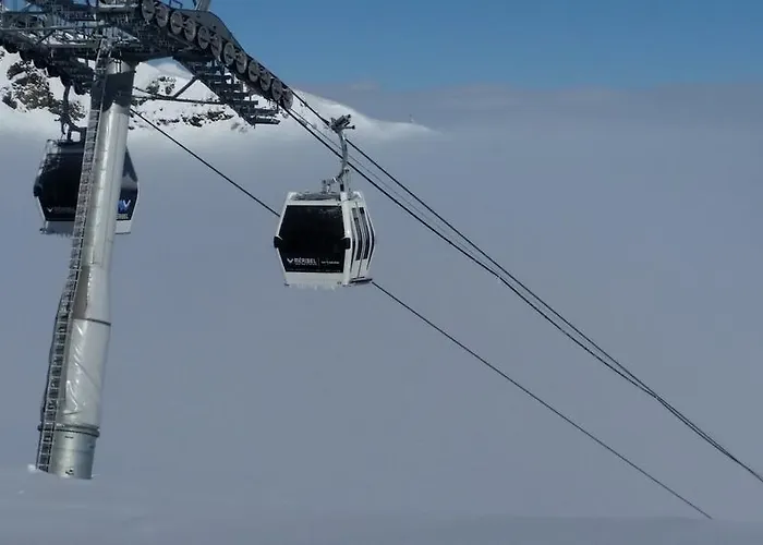 In Roc De Peclet By Piaunddirk Val Thorens